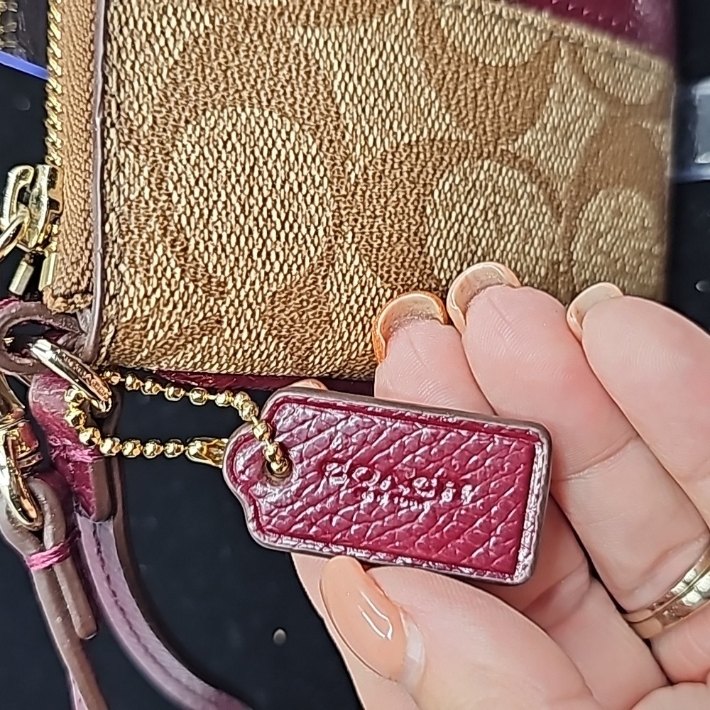 Coach Monogram burgundy and tan wristlet🦚🦚🦚 - Picture 3 of 5